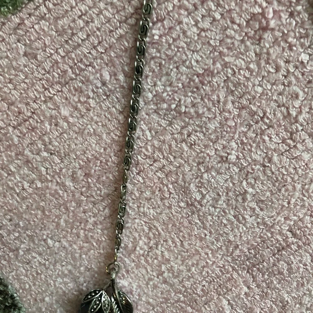 Silver necklace w/ Swarovski crystals - Picture 9 of 12